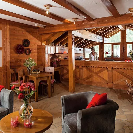 Chalet-style Apartment Valfrejus